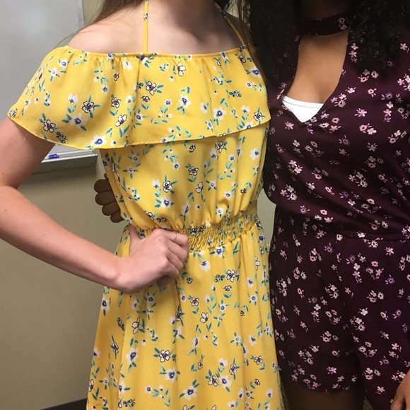 Yellow floral off-shoulder sun dress - Picture 2 of 2